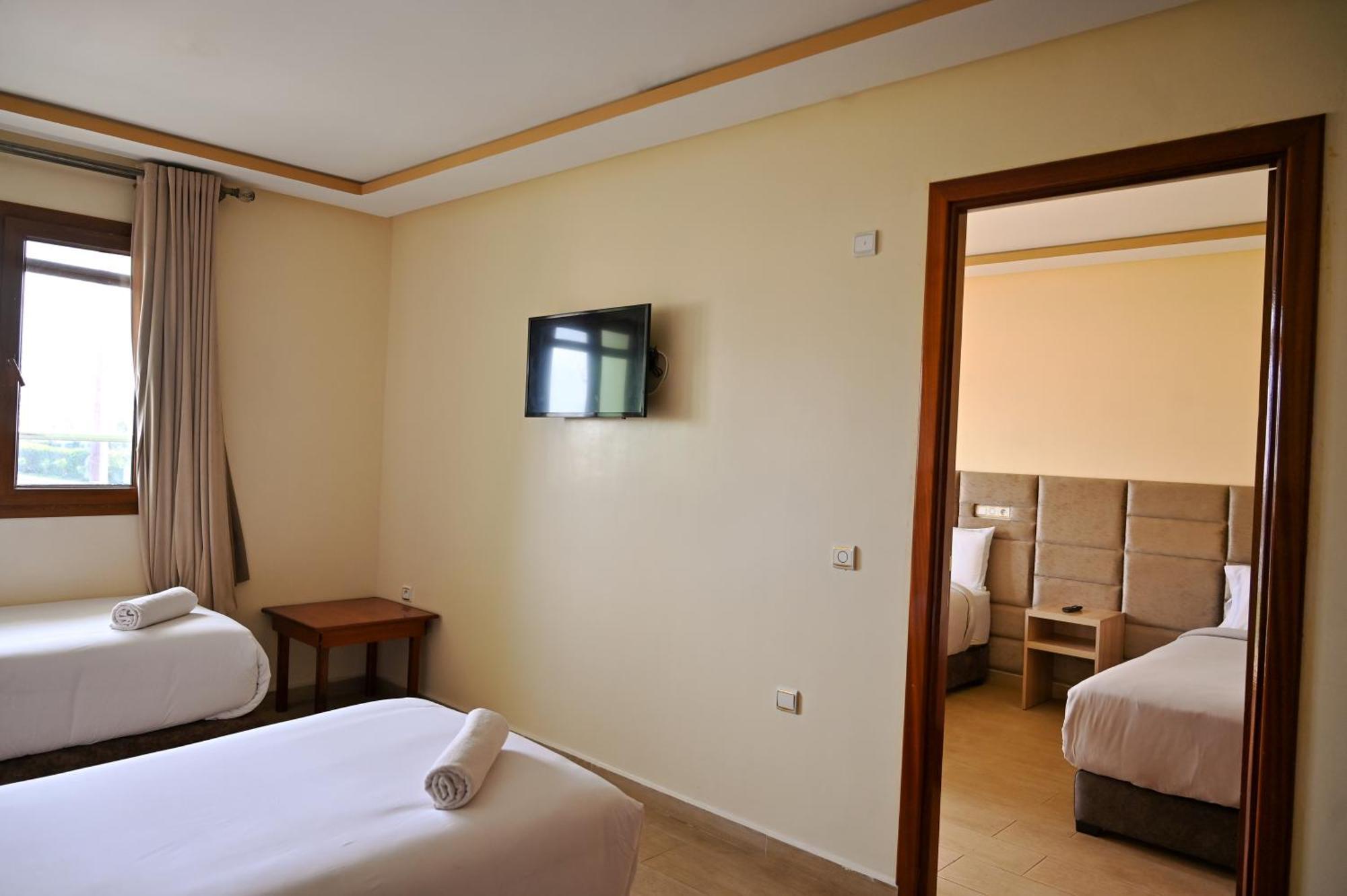 Hotel Jawharat El Jadida Exteriör bild